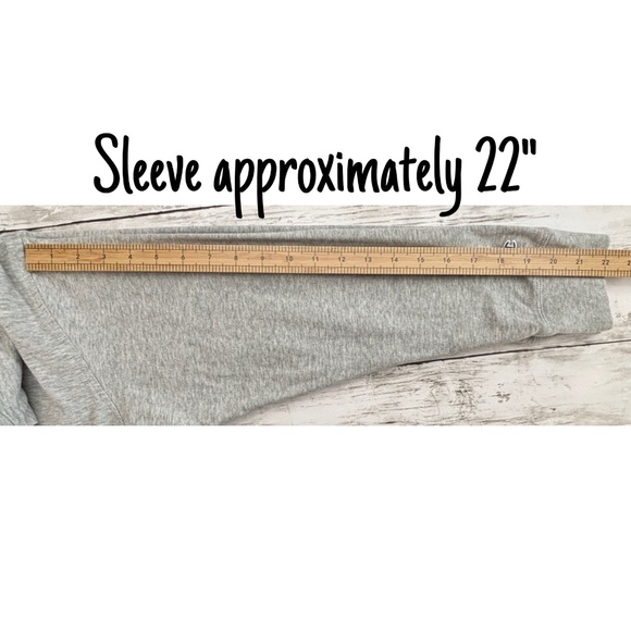 Champion Men’s Gray Mid-weight Pullover Hoodie (Size 2XL) - Picture 9 of 10